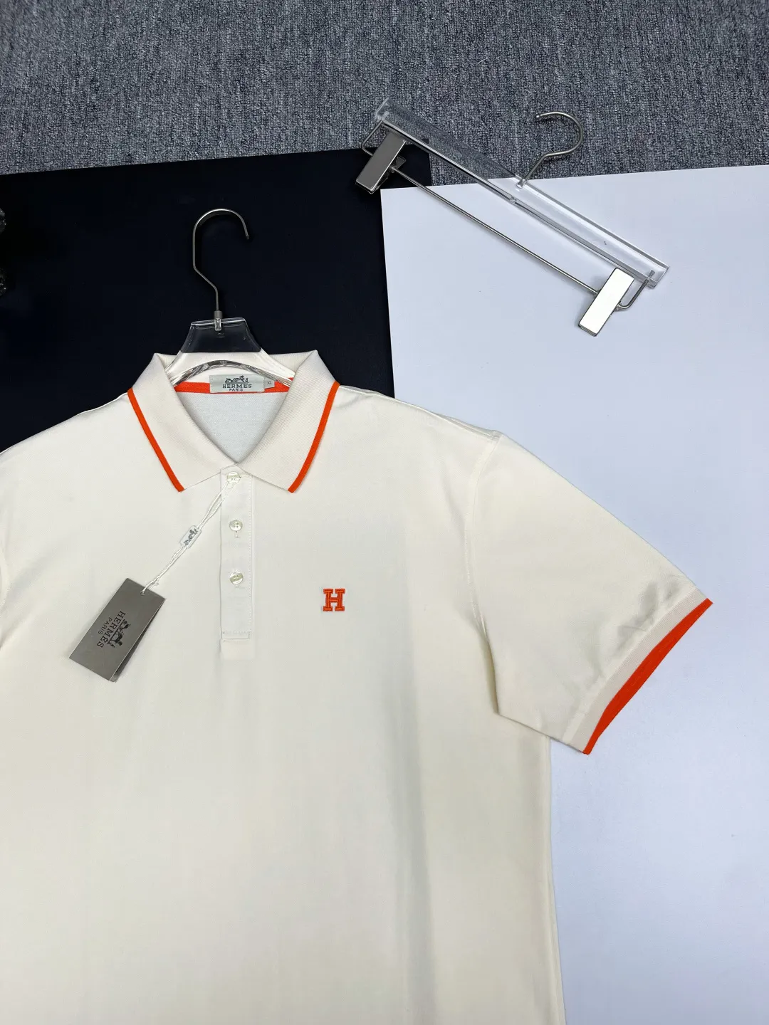 HERMES New Arrival Polo Same Style 210 ， Factory New Arrival Versatile : Black White Size：M-XXXL